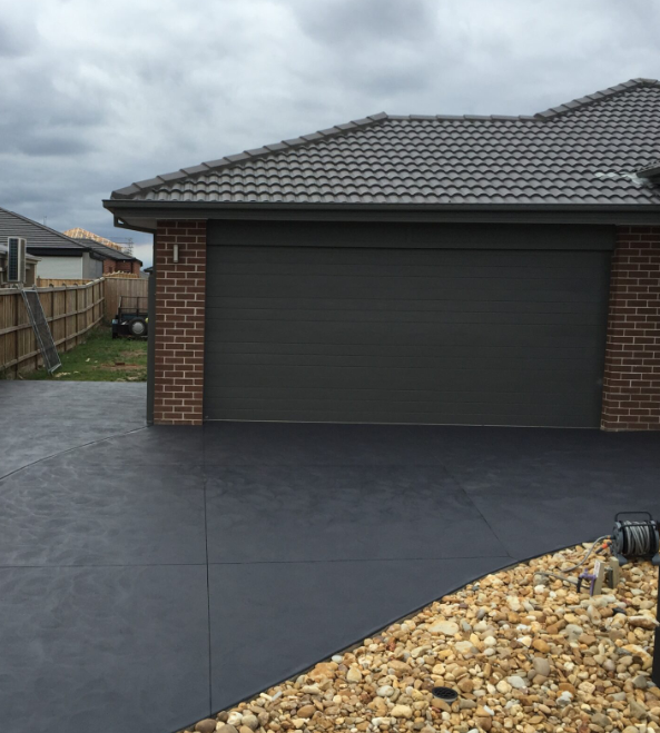 Concrete driveway in Bruce ACT